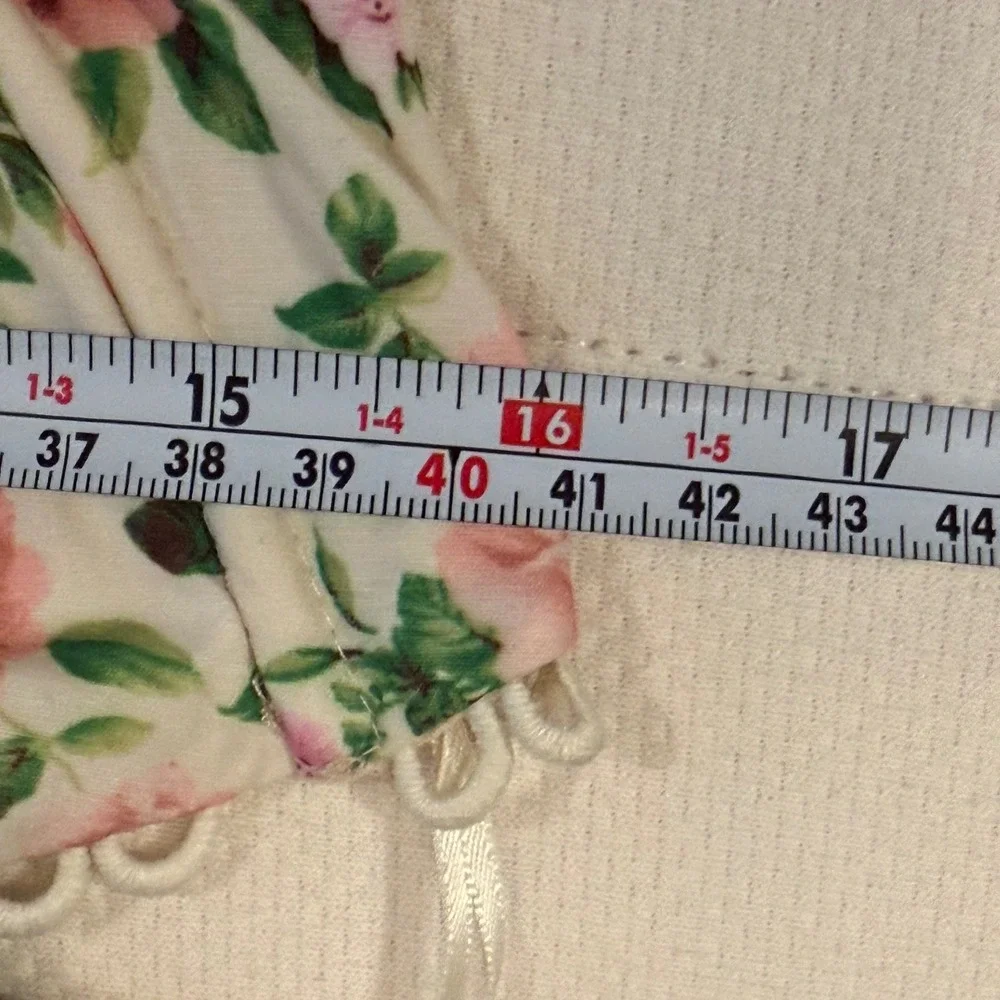 NWOT VICI Floral Lace Up Corset Top Pink Cream Rose Ruffle Peplum Lined Small - Picture 8 of 8